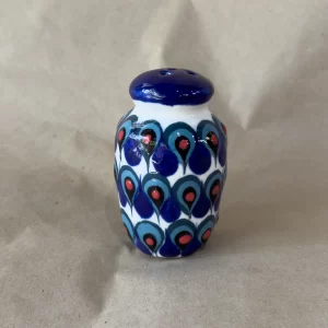 Round salt shaker 00K45