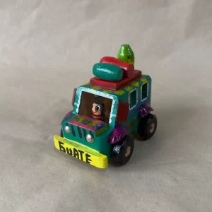 wooden chicken bus - M 6183